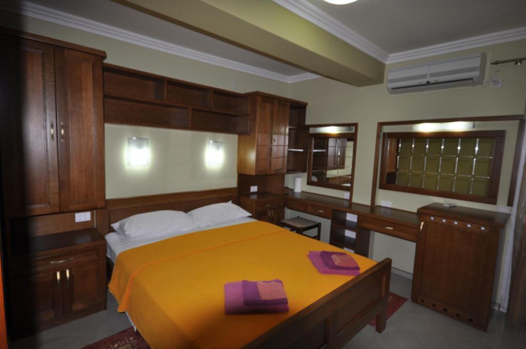 הרצג-נובי Garni Hotel Bokeska Noc מראה חיצוני תמונה